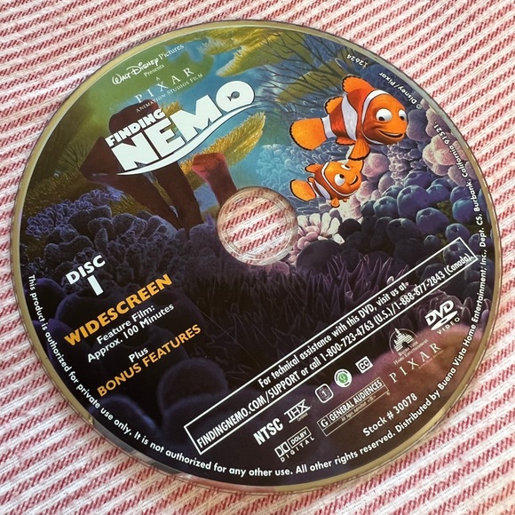 Finding Nemo 2 Disc Collector’s Edition DVD Wide Screen And Full Screen - Picture 8 of 11